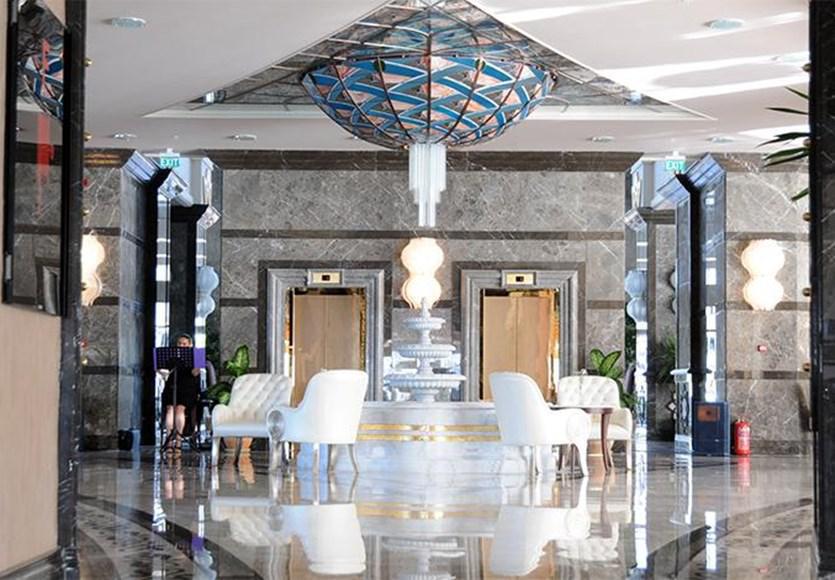 Merit Royal Hotel & Casino Karavas  Exterior photo